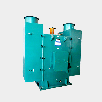 YR4502-8方箱式立式高压电机
